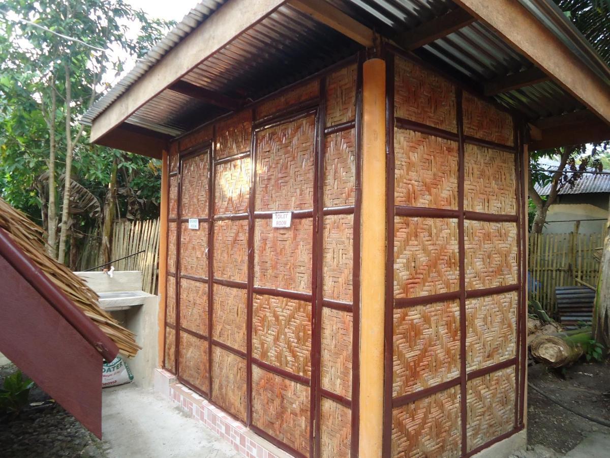 Lhoyjean Garden Hostel Batuan ภายนอก รูปภาพ