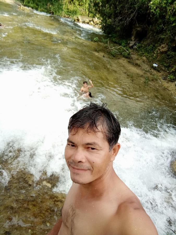 Lhoyjean Garden Hostel Batuan ภายนอก รูปภาพ