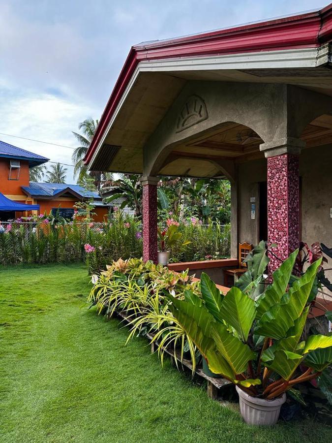 Lhoyjean Garden Hostel Batuan ภายนอก รูปภาพ