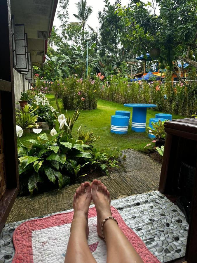 Lhoyjean Garden Hostel Batuan ภายนอก รูปภาพ